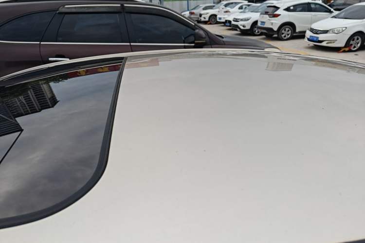 Used Geely Auto Emgrand 2017 Sedan Million Edition 1.5L Manual - Upward Version Roof