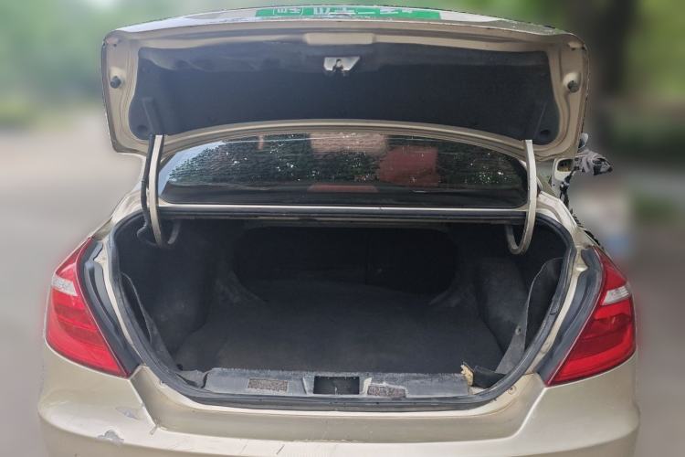 Used Geely Auto Emgrand 2017 Sedan Million Edition 1.5L Manual - Upward Version Trunk
