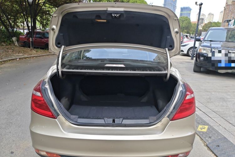Used Geely Auto Emgrand 2017 Sedan Million Edition 1.5L CVT Upward Version Trunk