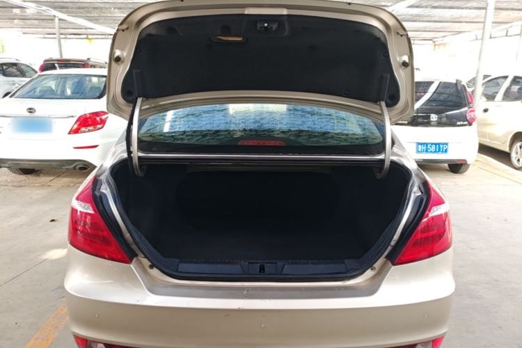 Used Geely Auto Emgrand 2017 Sedan Million Edition 1.5L Manual - Upward Version Trunk