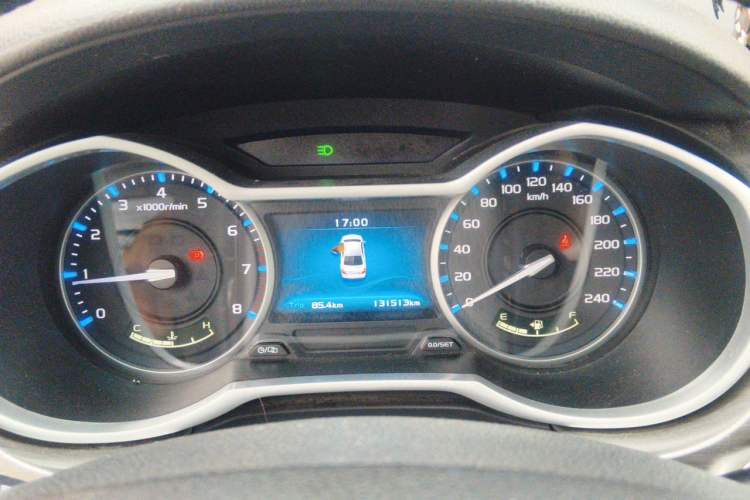 Used Geely Auto Emgrand 2017 Sedan Million Edition 1.5L Manual Luxury Model Instrument Cluster