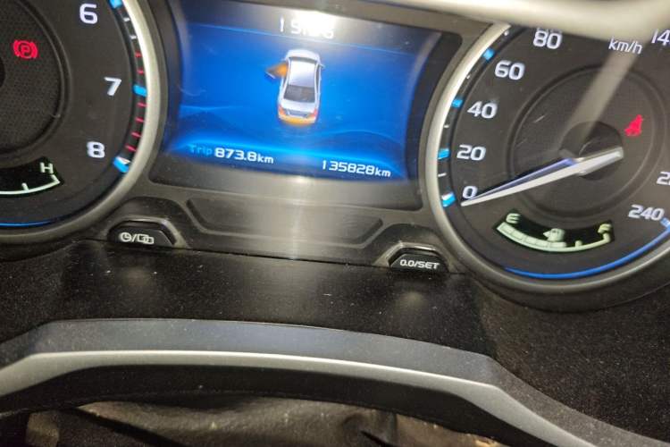 Used Geely Auto Emgrand 2017 Sedan Million Edition 1.5L Manual - Upward Version Odometer Close Up
