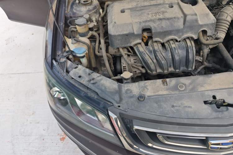 Used Geely Auto Emgrand 2017 Sedan Million Edition 1.5L Manual - Upward Version Engine Bay Right