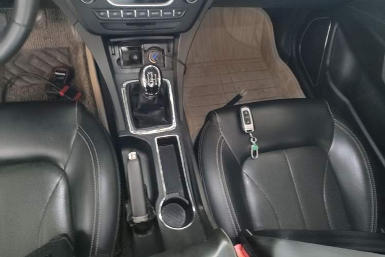 Used Geely Auto Emgrand 2017 Sedan Million Edition 1.5L Manual - Upward Version Gear Lever