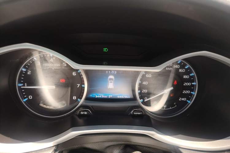 Used Geely Auto Emgrand 2017 Hatchback RS Million Edition 1.5L CVT Upward Version Instrument Cluster