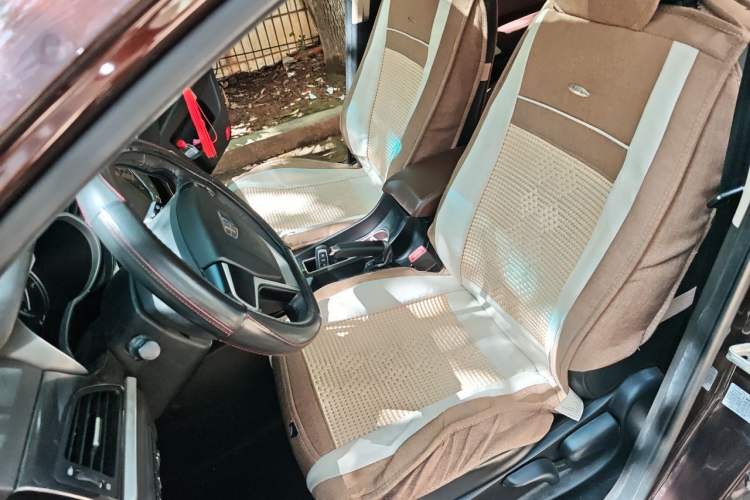 Used Geely Auto Emgrand 2017 Hatchback RS Million Edition 1.5L Manual Upward Version Left Front Seat