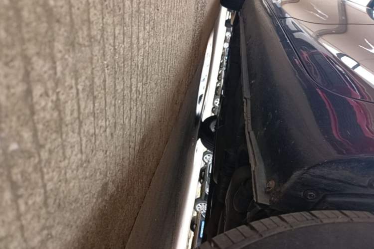 Used Geely Auto Emgrand 2017 Sedan Million Edition 1.5L Manual - Upward Version Left Side Sill