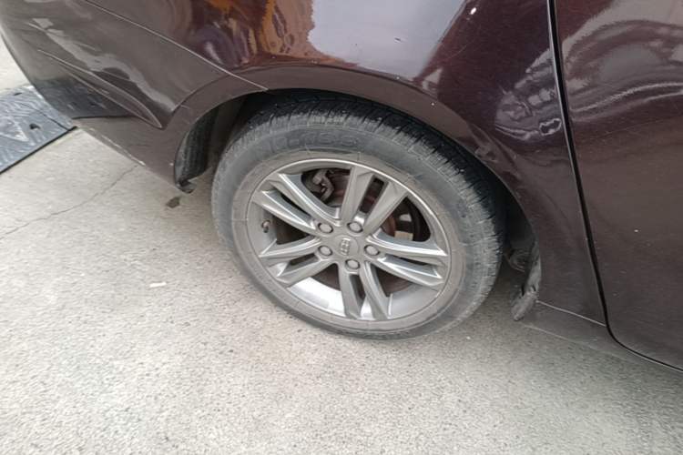 Used Geely Auto Emgrand 2017 Sedan Million Edition 1.5L Manual - Upward Version Right Rear Wheel Hub