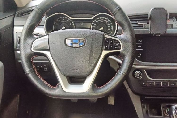Used Geely Auto Emgrand 2017 Hatchback RS Million Edition 1.5L Manual Upward Version Steering Wheel