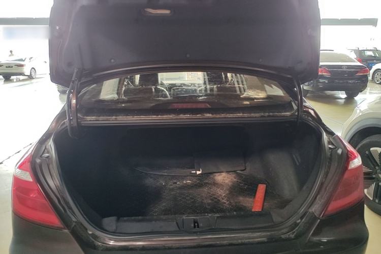 Used Geely Auto Emgrand 2017 Sedan Million Edition 1.5L Manual - Upward Version Trunk
