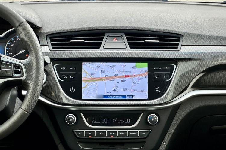 Used Geely Auto Emgrand 2017 Sedan Million Edition 1.5L Manual - Upward Version Audio And AC Panel