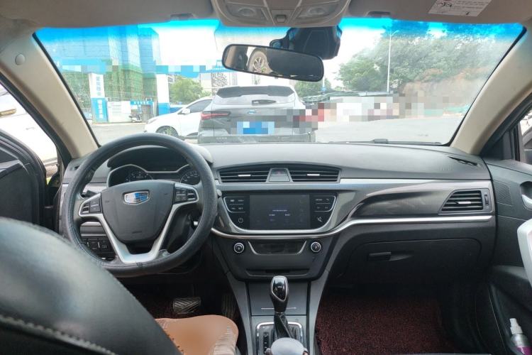 Used Geely Auto Emgrand 2017 Sedan Million Edition 1.5L CVT Upward Version Center Console