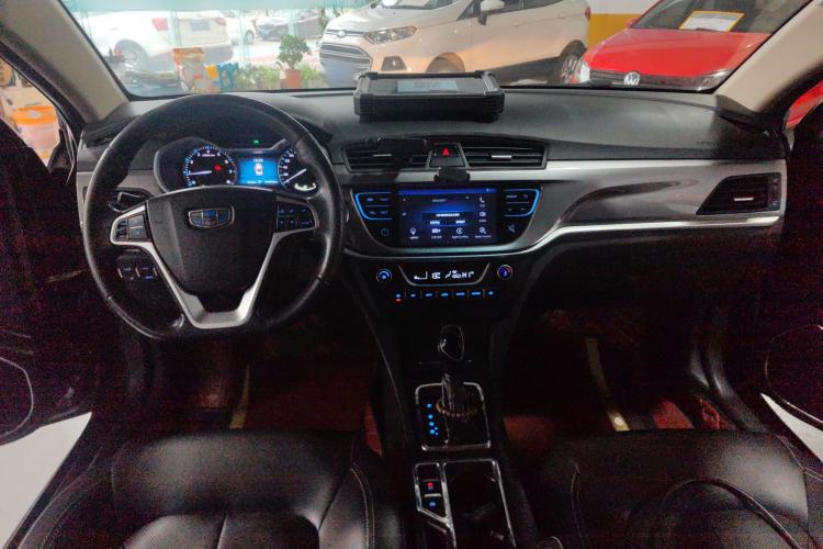 Used Geely Auto Emgrand 2017 Sedan Million Edition 1.5L CVT Upward Version Center Console