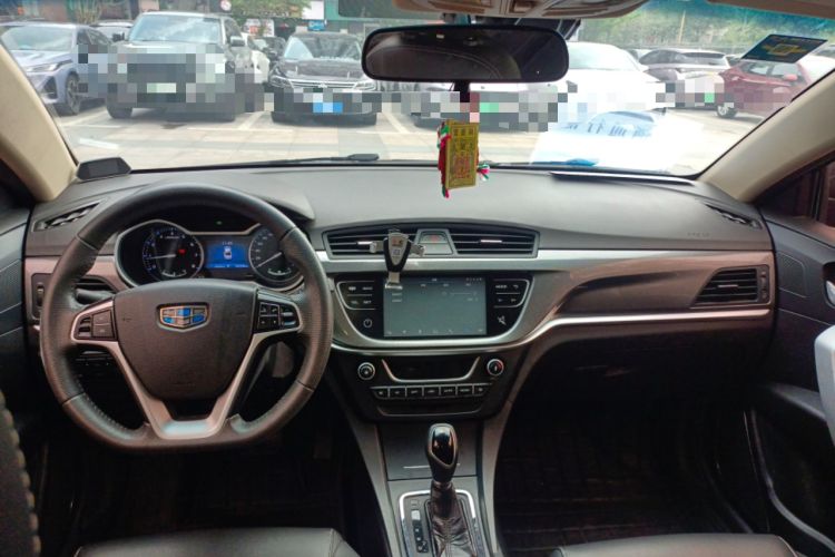 Used Geely Auto Emgrand 2017 Sedan Million Edition 1.5L CVT Upward Connectivity Version Center Console