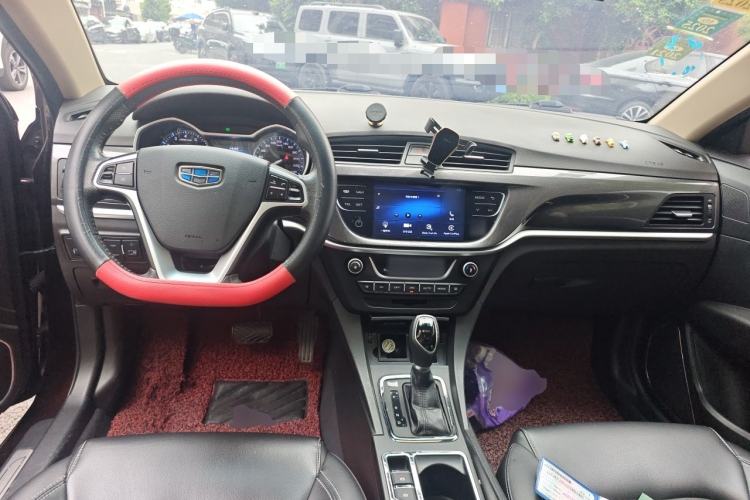 Used Geely Auto Emgrand 2017 Sedan Million Edition 1.5L CVT Upward Version Center Console