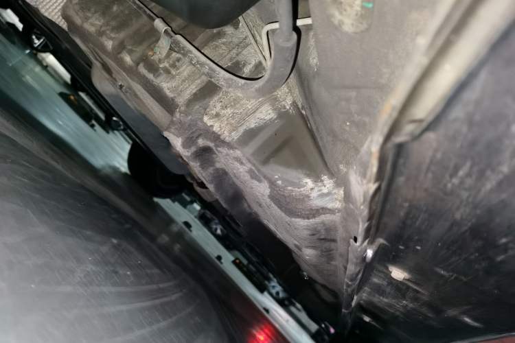 Used Geely Auto Emgrand 2017 Sedan Million Edition 1.5L Manual - Upward Version Chassis Rear Right