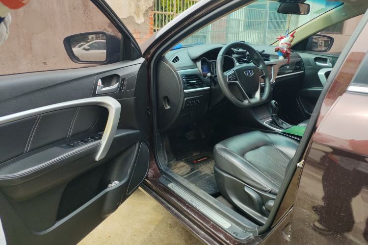 Used Geely Auto Emgrand 2017 Sedan Million Edition 1.5L CVT Upward Connectivity Version Driver Seat