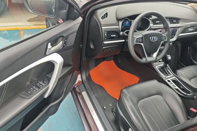 Used Geely Auto Emgrand 2017 Sedan Million Edition 1.5L CVT Upward Version Driver Seat