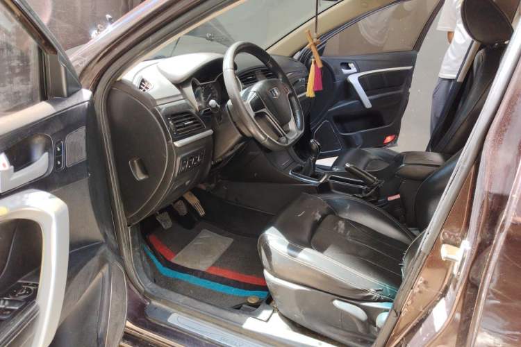 Used Geely Auto Emgrand 2017 Sedan Million Edition 1.5L Manual - Upward Version Driver Seat