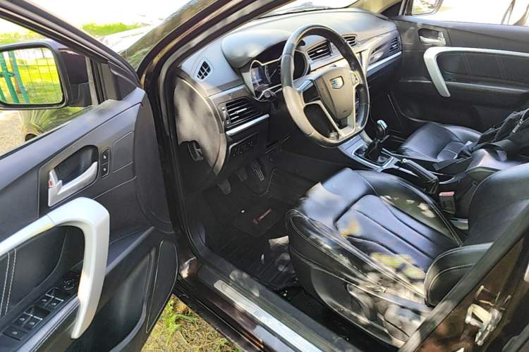 Used Geely Auto Emgrand 2017 Sedan Million Edition 1.5L Manual - Upward Version Driver Seat