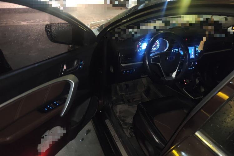 Used Geely Auto Emgrand 2017 Hatchback RS Million Edition 1.5L Manual Upward Version Driver Seat