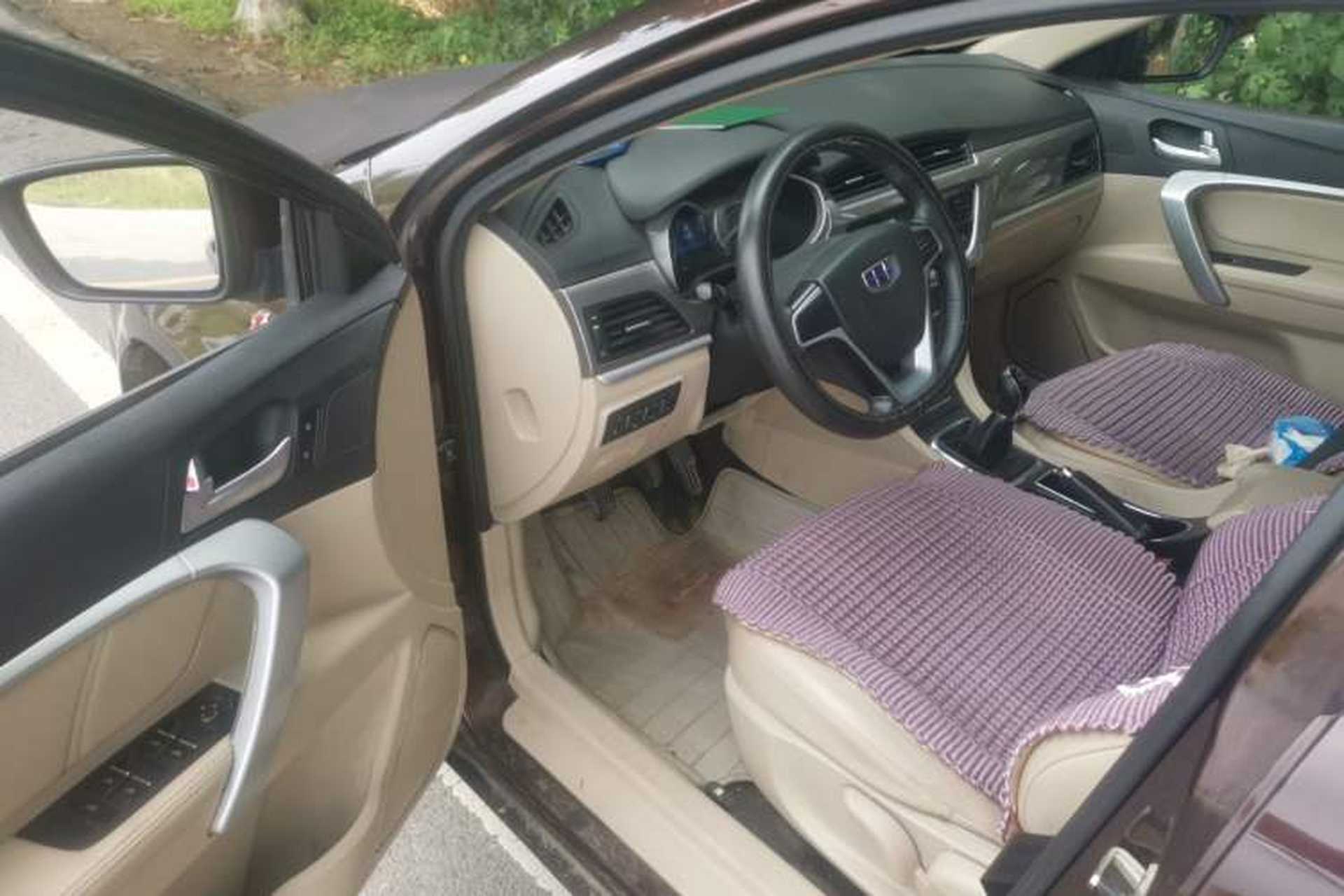 Used Geely Auto Emgrand 2017 Sedan Million Edition 1.5L Manual Luxury Model Driver Seat
