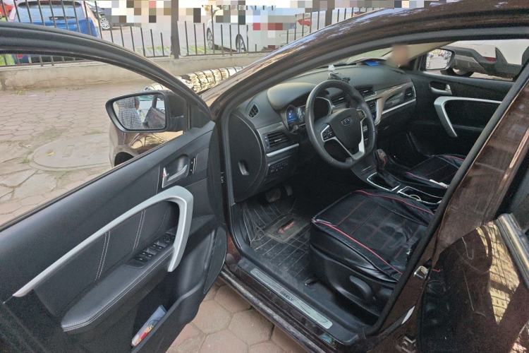 Used Geely Auto Emgrand 2017 Sedan Million Edition 1.5L CVT Upward Version Driver Seat