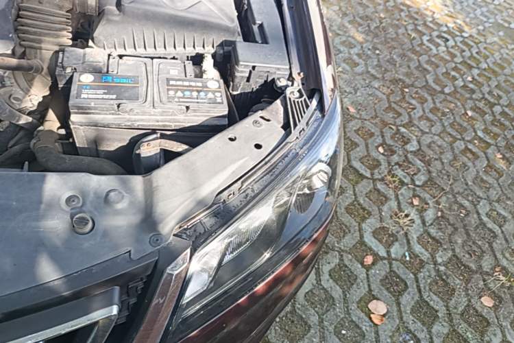 Used Geely Auto Emgrand 2017 Sedan Million Edition 1.5L CVT Upward Version Engine Bay Left