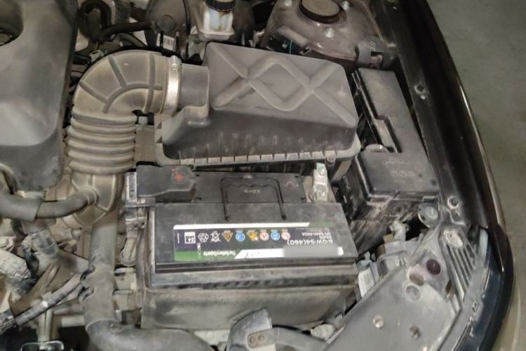 Used Geely Auto Emgrand 2017 Sedan Million Edition 1.5L CVT Upward Connectivity Version Engine Bay Left