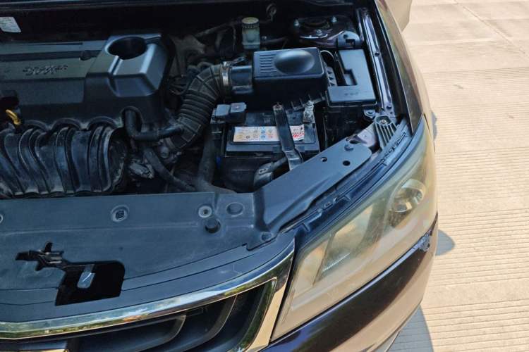 Used Geely Auto Emgrand 2017 Hatchback RS Million Edition 1.5L Manual Upward Version Engine Bay Left