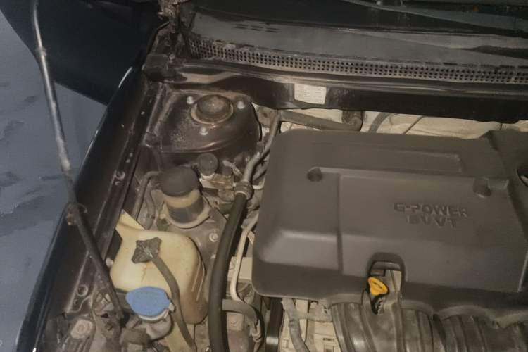 Used Geely Auto Emgrand 2017 Sedan Million Edition 1.5L CVT Upward Version Engine Bay Right