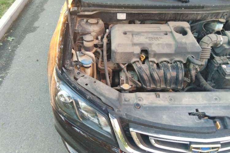 Used Geely Auto Emgrand 2017 Sedan Million Edition 1.5L CVT Upward Version Engine Bay Right