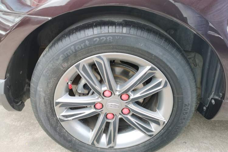 Used Geely Auto Emgrand 2017 Sedan Million Edition 1.5L Manual - Upward Version Exterior 5