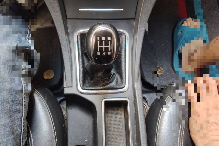 Used Geely Auto Emgrand 2017 Sedan Million Edition 1.5L Manual - Upward Version Gear Lever