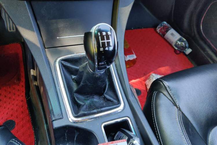 Used Geely Auto Emgrand 2017 Sedan Million Edition 1.5L Manual - Upward Version Gear Lever