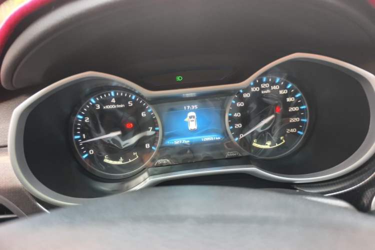 Used Geely Auto Emgrand 2017 Hatchback RS Million Edition 1.5L Manual Upward Version Instrument Cluster