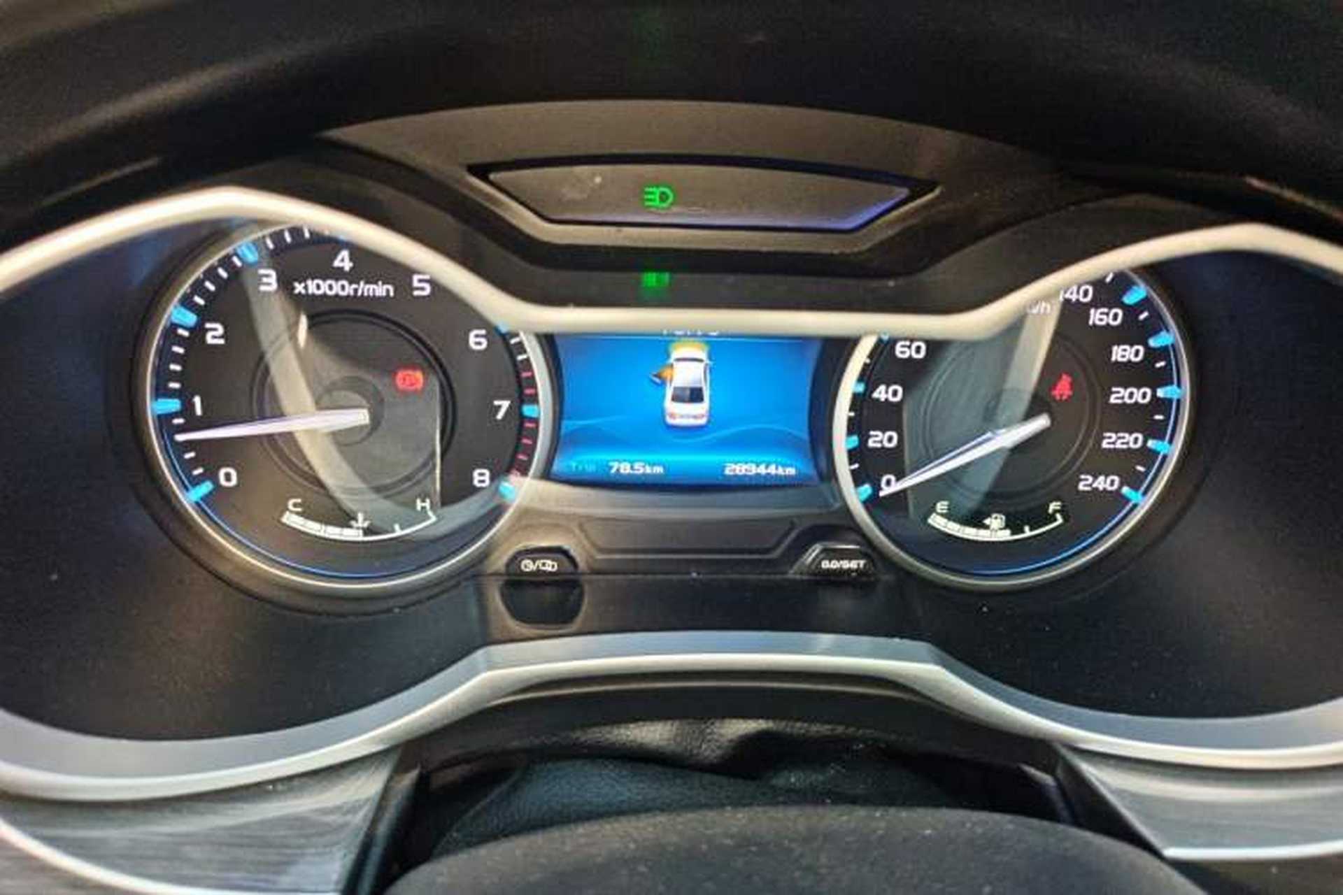Used Geely Auto Emgrand 2017 Sedan Million Edition 1.5L Manual Luxury Model Instrument Cluster