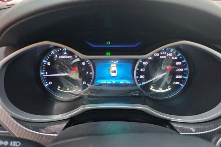 Used Geely Auto Emgrand 2017 Sedan Million Edition 1.5L CVT Upward Version Instrument Cluster