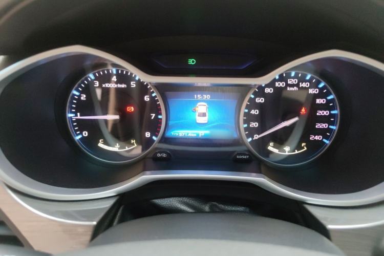 Used Geely Auto Emgrand 2017 Sedan Million Edition 1.5L CVT Luxury Model Instrument Cluster