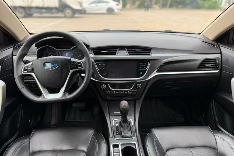 Used Geely Auto Emgrand 2017 Sedan Million Edition 1.5L CVT Upward Version Interior 1