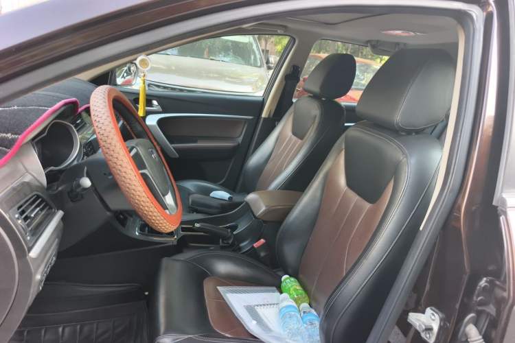 Used Geely Auto Emgrand 2017 Hatchback RS Million Edition 1.5L Manual Upward Version Left Front Seat