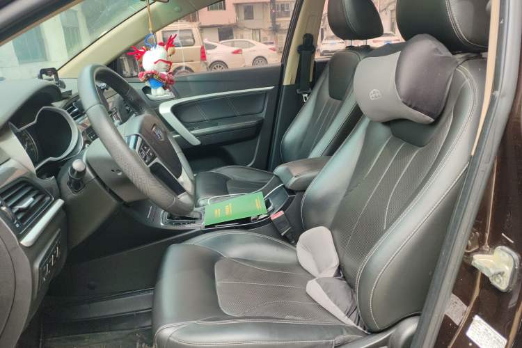 Used Geely Auto Emgrand 2017 Sedan Million Edition 1.5L CVT Upward Connectivity Version Left Front Seat