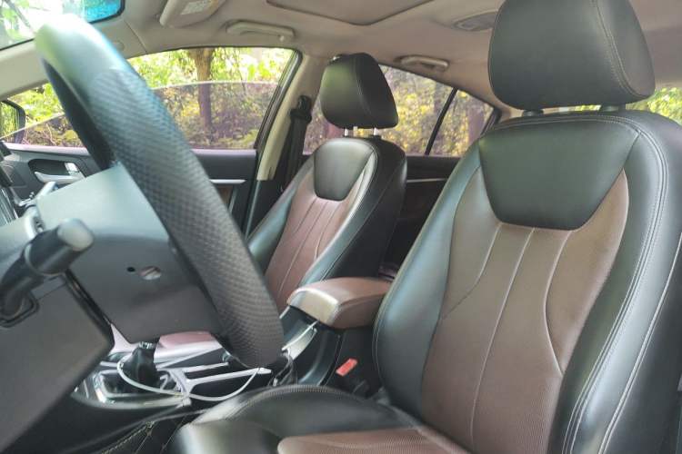 Used Geely Auto Emgrand 2017 Hatchback RS Million Edition 1.5L Manual Upward Version Left Front Seat
