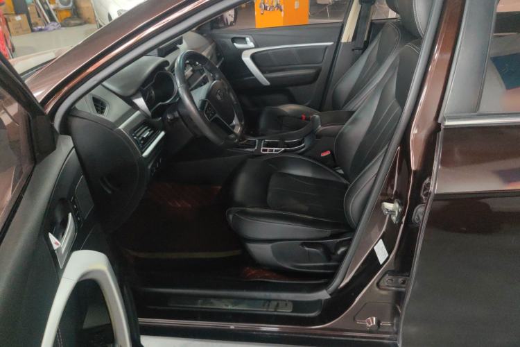 Used Geely Auto Emgrand 2017 Sedan Million Edition 1.5L CVT Upward Version Left Front Seat
