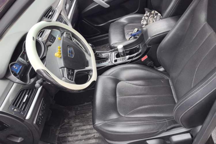 Used Geely Auto Emgrand 2017 Sedan Million Edition 1.5L CVT Upward Connectivity Version Left Front Seat
