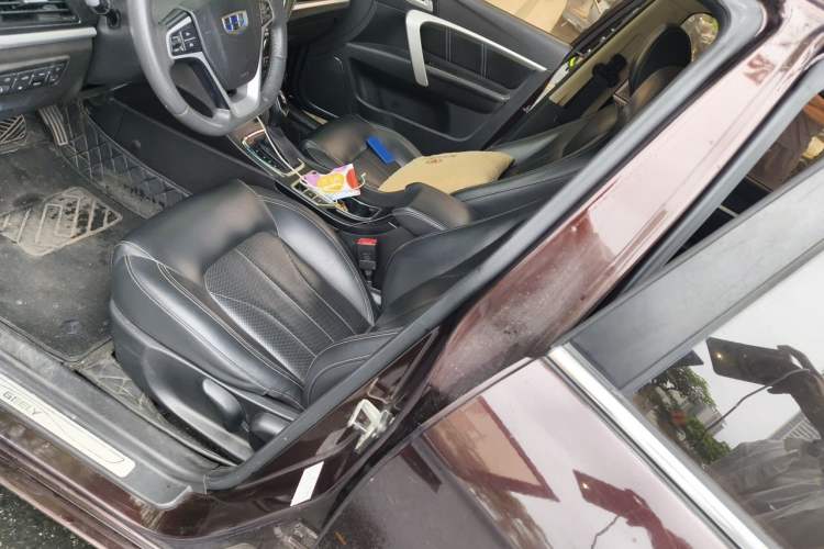 Used Geely Auto Emgrand 2017 Sedan Million Edition 1.5L CVT Upward Version Left Front Seat