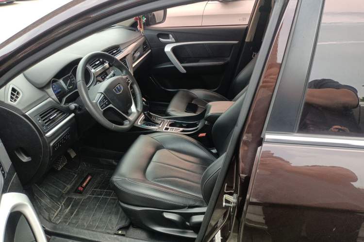 Used Geely Auto Emgrand 2017 Sedan Million Edition 1.5L CVT Upward Connectivity Version Left Front Seat