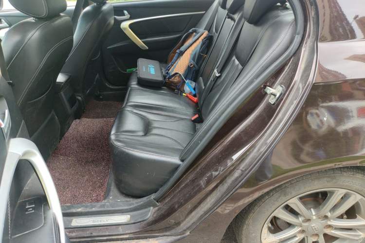 Used Geely Auto Emgrand 2017 Sedan Million Edition 1.5L CVT Upward Version Left Rear Seat