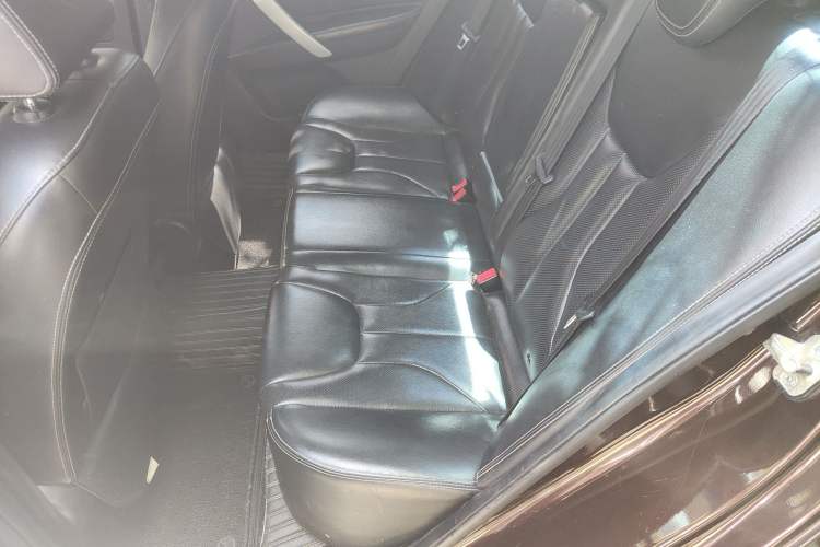 Used Geely Auto Emgrand 2017 Sedan Million Edition 1.5L Manual - Upward Version Left Rear Seat