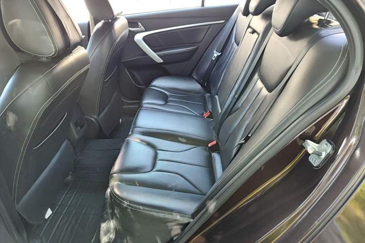 Used Geely Auto Emgrand 2017 Sedan Million Edition 1.5L Manual - Upward Version Left Rear Seat